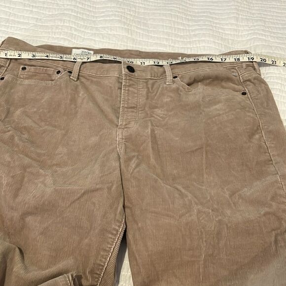 1969 sexy boyfriend cords | Gap size 16 regular/33 - Picture 6 of 8